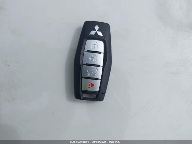 2022 MITSUBISHI OUTLANDER JA4J3VA80NZ085643 Photo 10