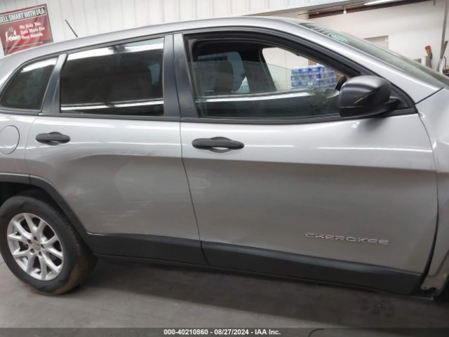1C4PJLAB4FW590299 Jeep Cherokee Sport