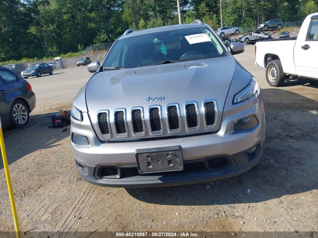1C4PJMCB5HW520638 Jeep Cherokee Latitude 4x4