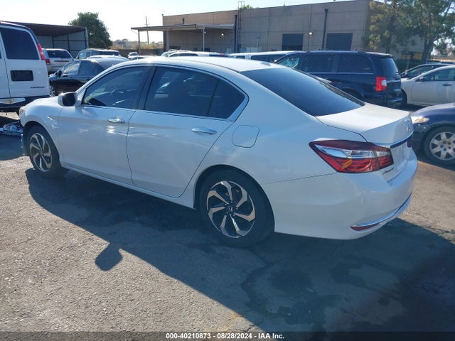 Honda ACCORD EX 2017 1HGCR2F75HA167870 Image 3