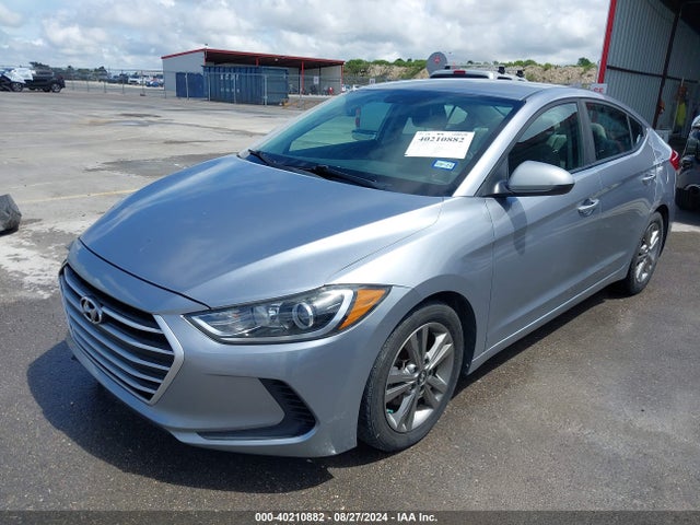 Hyundai ELANTRA SE 2017 5NPD84LFXHH155364 Image 2