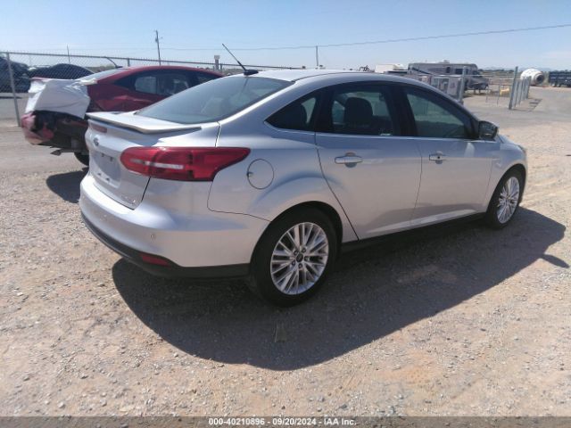 1FADP3J24GL223901 Ford Focus Titanium