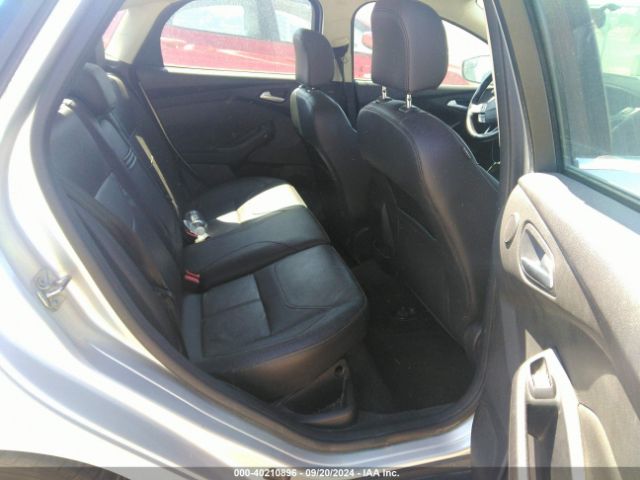 1FADP3J24GL223901 Ford Focus Titanium
