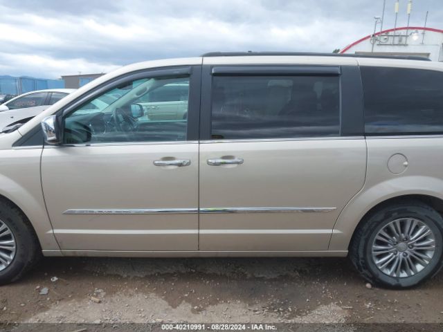 2C4RC1CG4GR207701 Chrysler Town & Country Touring-l