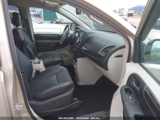 2C4RC1CG4GR207701 Chrysler Town & Country Touring-l