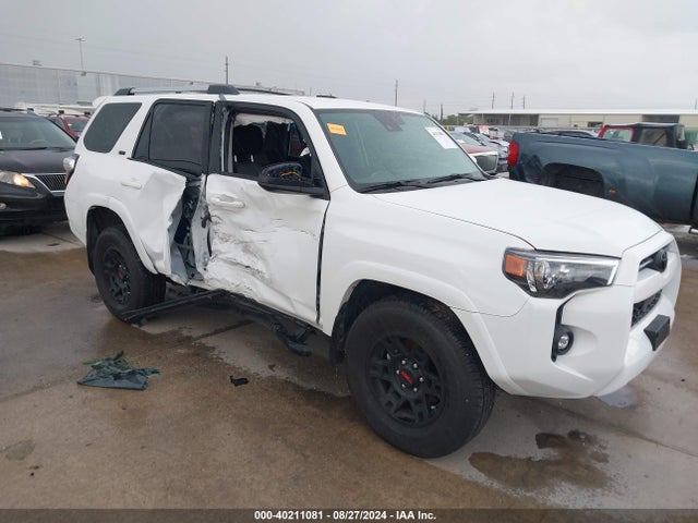 Toyota 4RUNNER SR5 2023 JTEEU5JR5P5289115 Image 1