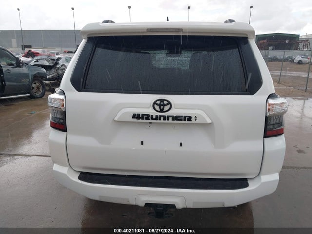 Toyota 4RUNNER SR5 2023 JTEEU5JR5P5289115 Image 16