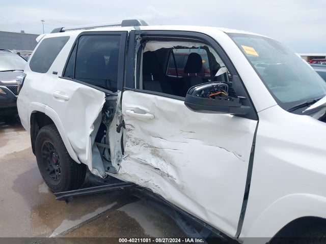 Toyota 4RUNNER SR5 2023 JTEEU5JR5P5289115 Image 6