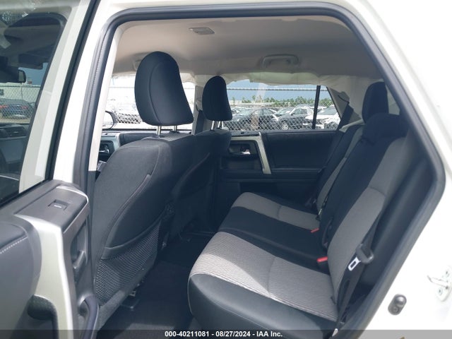 Toyota 4RUNNER SR5 2023 JTEEU5JR5P5289115 Image 8