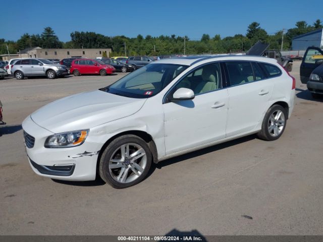 YV140MEB7F1203208 Volvo V60 T5 Premier