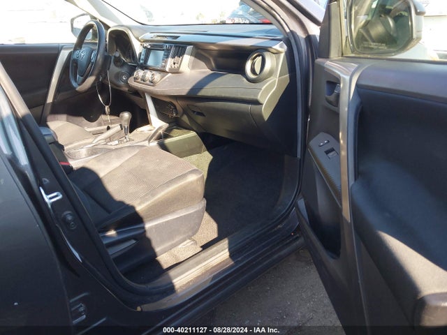 Toyota RAV4 LE 2014 JTMZFREVXEJ016738 Image 5