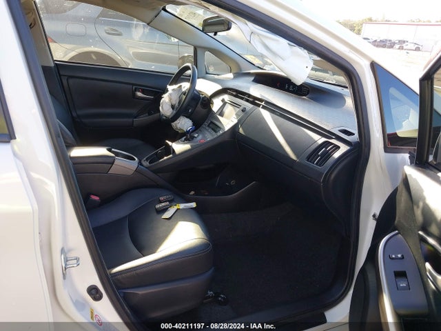 JTDKN3DU1F0402563 Toyota Prius Persona Series Special Edition