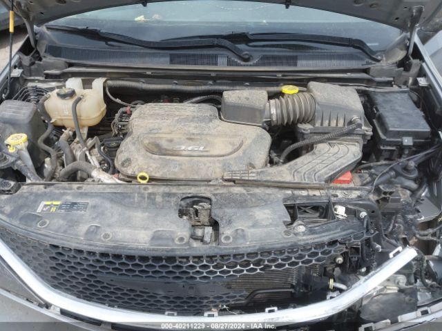 2C4RC1DG1HR610132 Chrysler Pacifica Touring