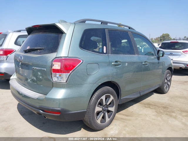 Subaru Forester 2.5i Limited 2018 JF2SJAJC0JH573554 Image 4