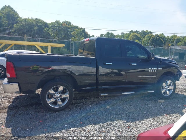 1C6RR7GT9JS155620 RAM 1500 Big Horn Quad Cab 4x4 6'4 Box