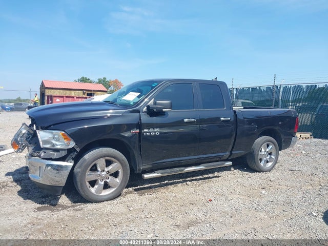 1C6RR7GT9JS155620 RAM 1500 Big Horn Quad Cab 4x4 6'4 Box