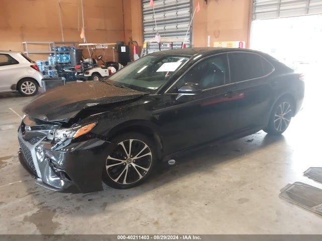 Toyota CAMRY SE 2020 4T1G11AK9LU890251 Image 2