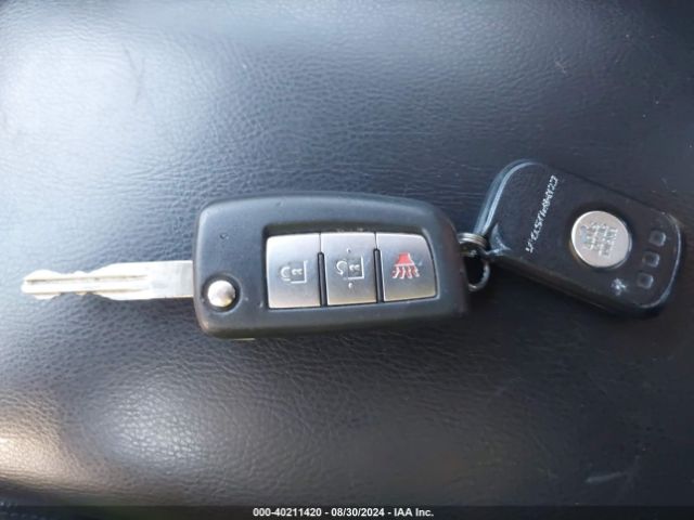 KNMAT2MV6FP500922 Nissan ROGUE S