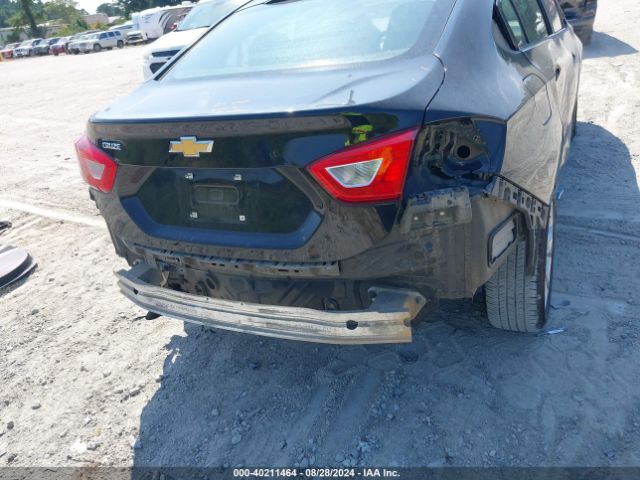1G1BC5SMXK7124521 Chevrolet CRUZE LS