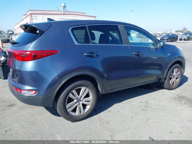 KNDPMCAC7H7079165 KIA Sportage Lx