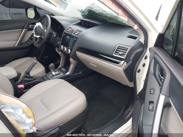 Subaru Forester 2.5i Limited 2018 JF2SJARCXJH421348 Image 5