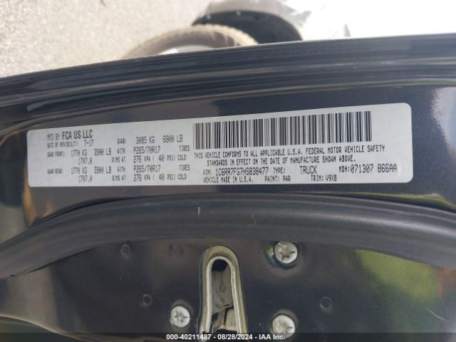 1C6RR7FG7HS838477 RAM 1500 Express Quad Cab 4x4 6'4 Box