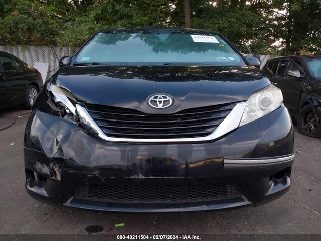 Toyota Sienna Le 8 Passenger 2017 5TDKZ3DC6HS867058 Image 6