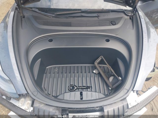 2022 TESLA MODEL 3 5YJ3E1EB2NF200885 Photo 9