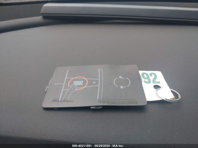 2022 TESLA MODEL 3 5YJ3E1EB2NF200885 Photo 10
