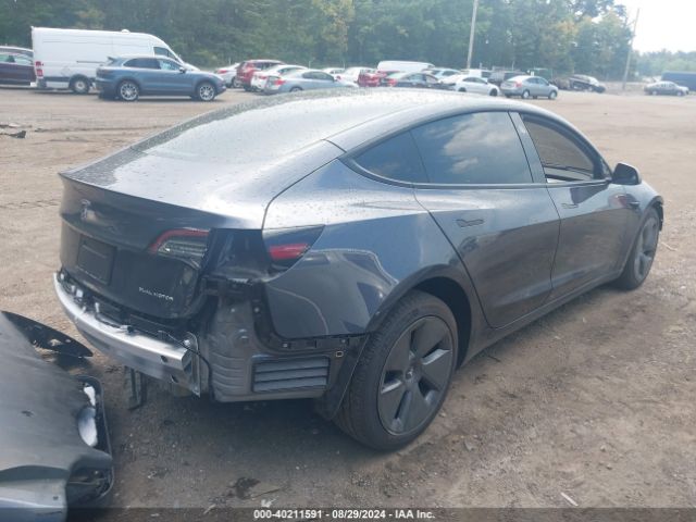 2022 TESLA MODEL 3 5YJ3E1EB2NF200885 Photo 3