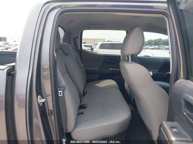 5TFAZ5CN5JX058161 Toyota Tacoma Sr5 V6