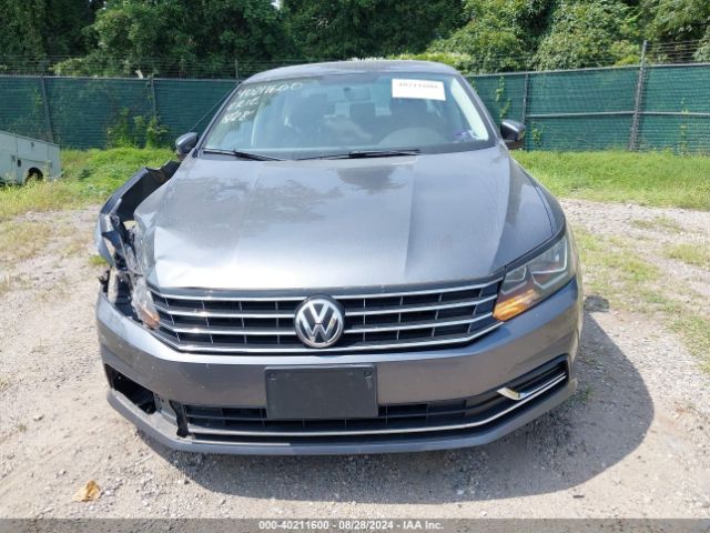 1VWAA7A38JC026300 Volkswagen Passat 2.0t R-line/2.0t S