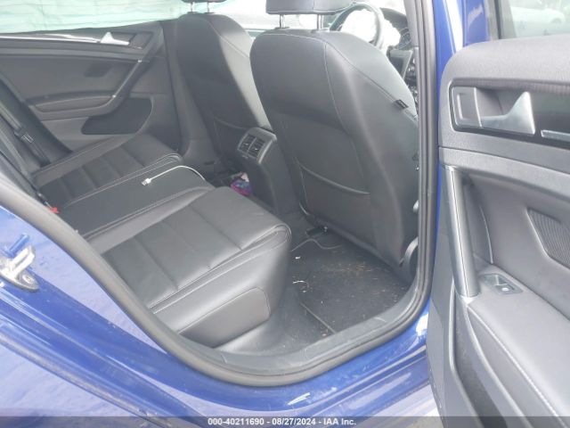 WVWUF7AU8GW189496 Volkswagen Golf R 4-door