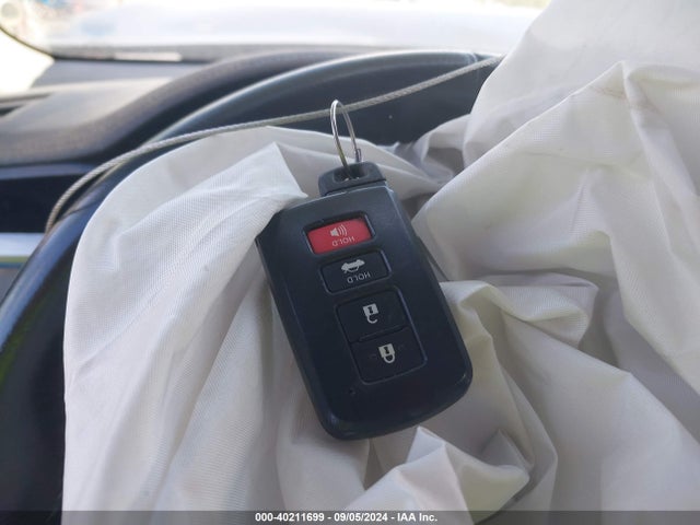 Toyota Corolla S Plus 2016 2T1BURHE8GC561676 Image 11