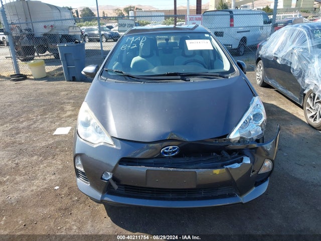 Продаж на аукціоні авто 2013 Toyota Prius C One, vin: JTDKDTB36D1556092, номер лоту: 40211754