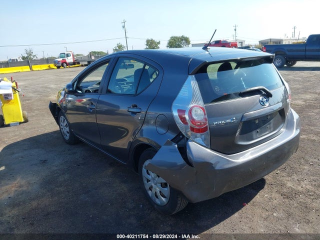 Продаж на аукціоні авто 2013 Toyota Prius C One, vin: JTDKDTB36D1556092, номер лоту: 40211754