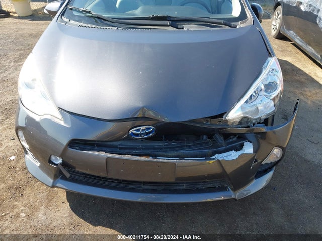 Продаж на аукціоні авто 2013 Toyota Prius C One, vin: JTDKDTB36D1556092, номер лоту: 40211754