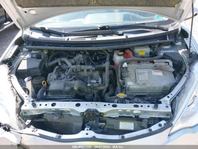 JTDKDTB30E1563198 Toyota Prius C Two