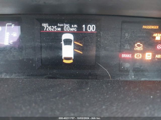JTDKDTB30E1563198 Toyota Prius C Two
