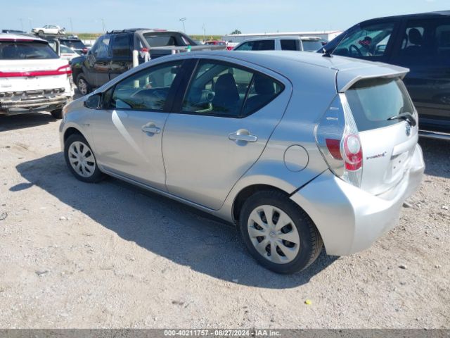 JTDKDTB30E1563198 Toyota Prius C Two