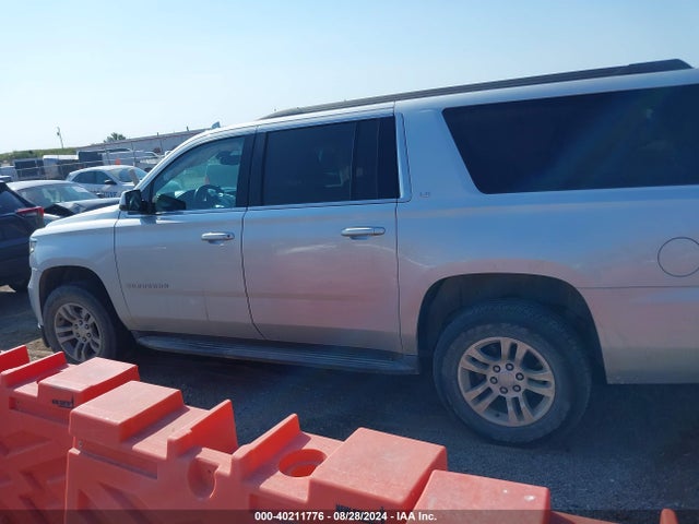 Chevrolet Suburban 1500 Ls 2015 1GNSKHKC3FR545484 Image 14
