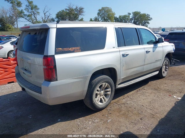 Chevrolet Suburban 1500 Ls 2015 1GNSKHKC3FR545484 Image 4