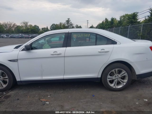 1FAHP2D83JG142142 Ford TAURUS SE