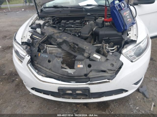 1FAHP2D83JG142142 Ford TAURUS SE