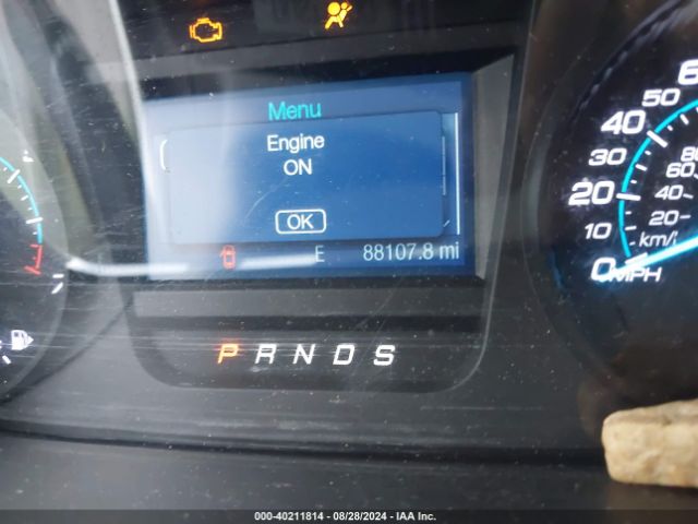 1FAHP2D83JG142142 Ford TAURUS SE