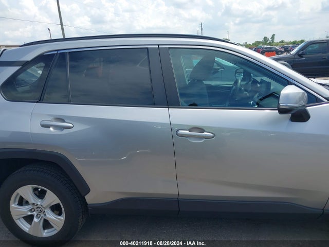 Toyota Rav4 Xle 2019 2T3W1RFV8KC026716 Image 13