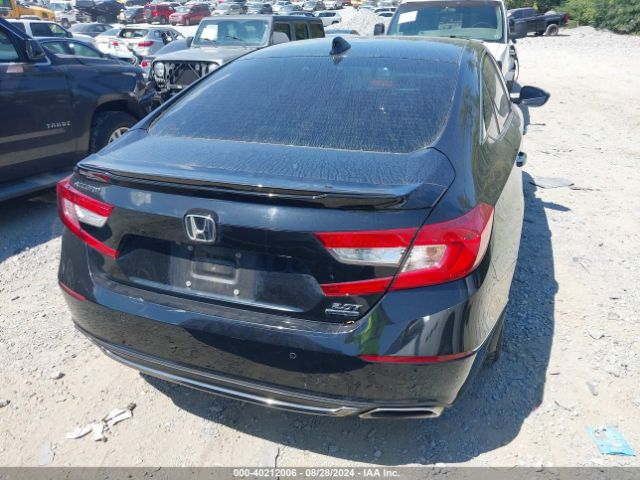 1HGCV2F91JA029763 Honda Accord Touring 2.0t
