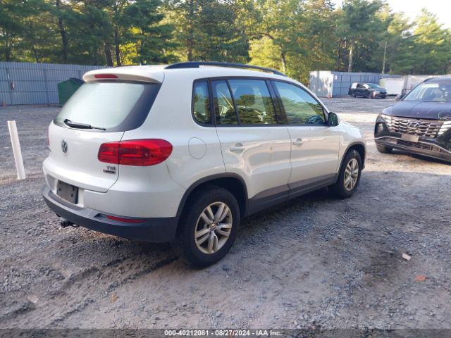 WVGBV7AX7GW552273 Volkswagen TIGUAN S