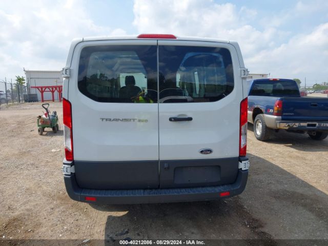 1FTYR1ZM7JKA59332 Ford Transit-250