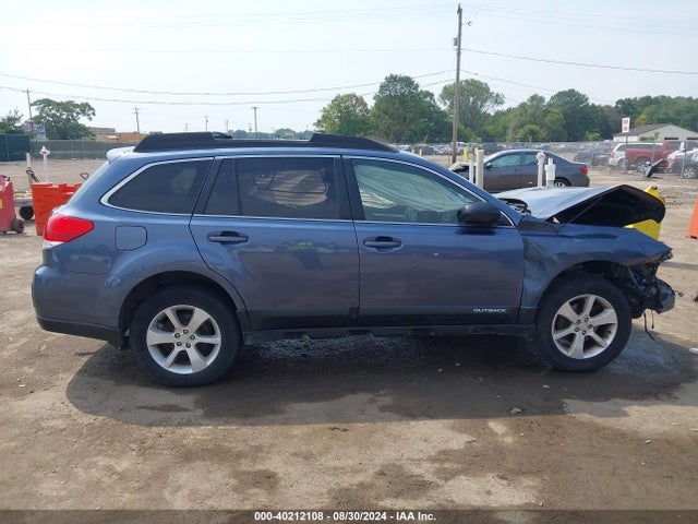 Subaru Outback 2.5i Premium 2014 4S4BRCCC6E3281096 Image 14